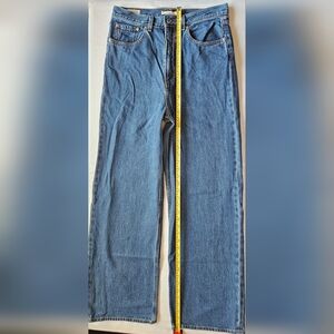Levi’s High Loose Jeans – Size 30 - Inseam 30
